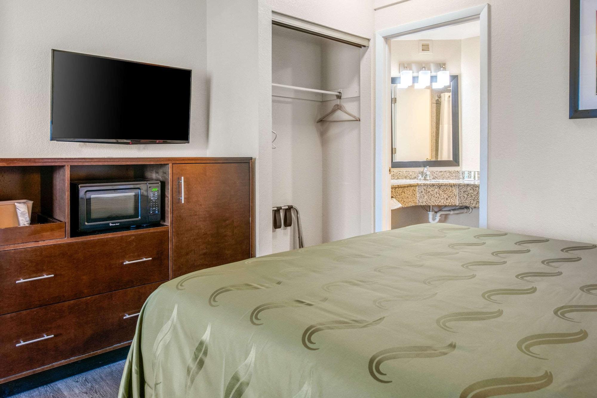 Quality Inn & Suites Jacksonville-Baymeadows Ngoại thất bức ảnh